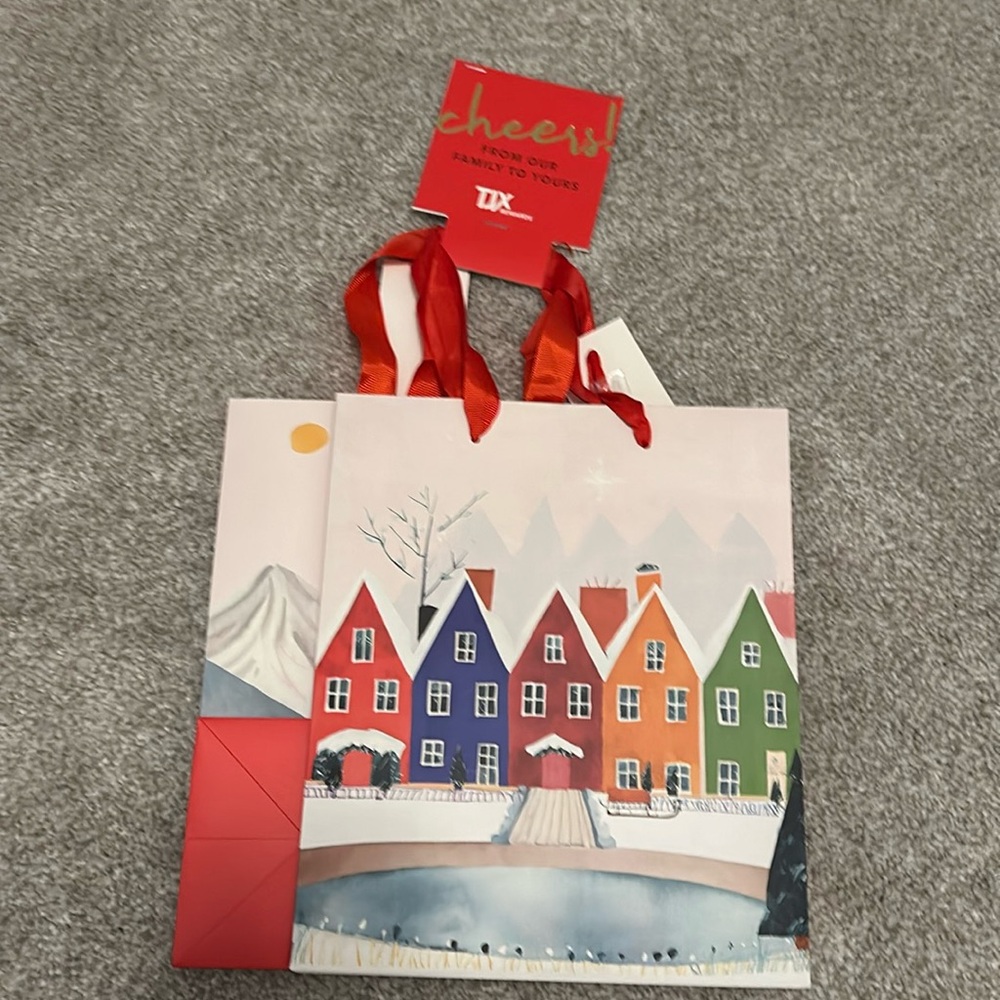 NWT TJ Maxx member morning give away
